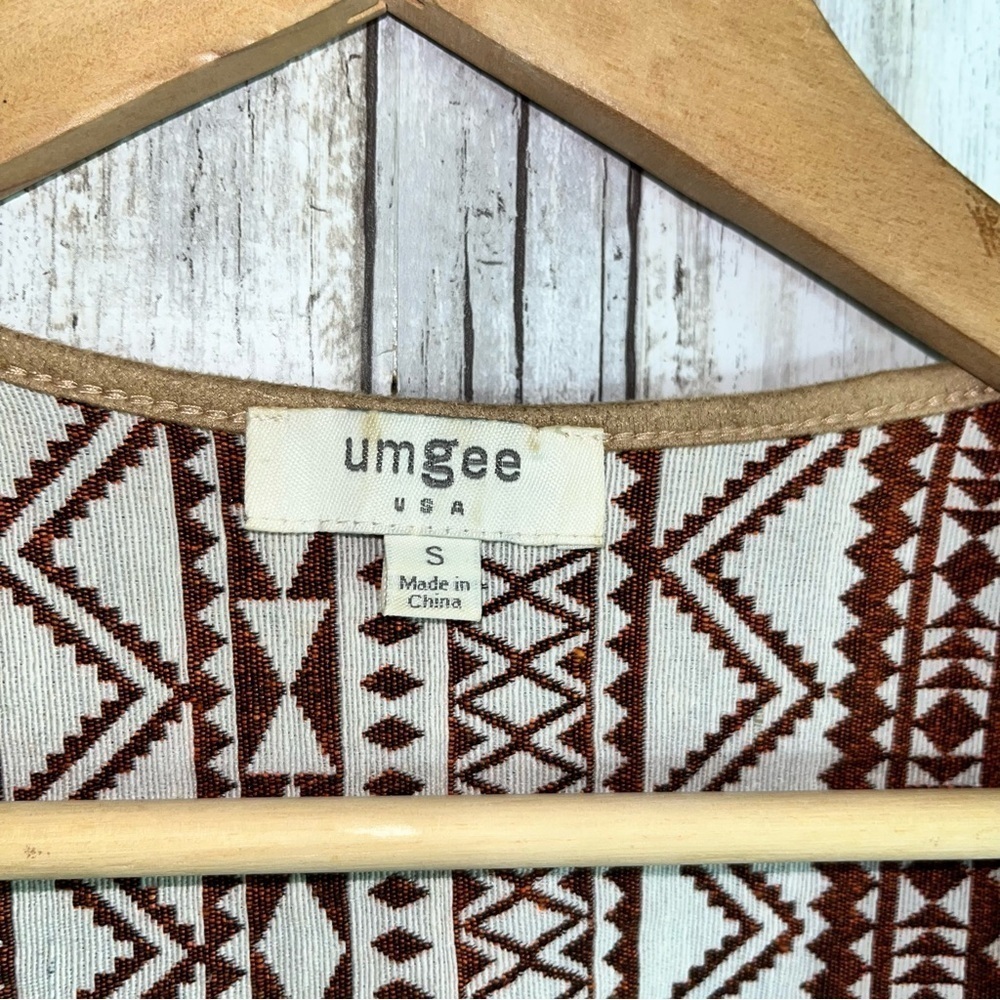 Umgee Suede Vest - Picture 5 of 5